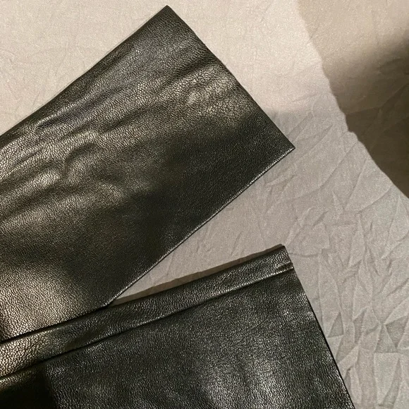 ✨Brand New Commando Faux Leather Leggings- Top Control✨ - Picture 7 of 9